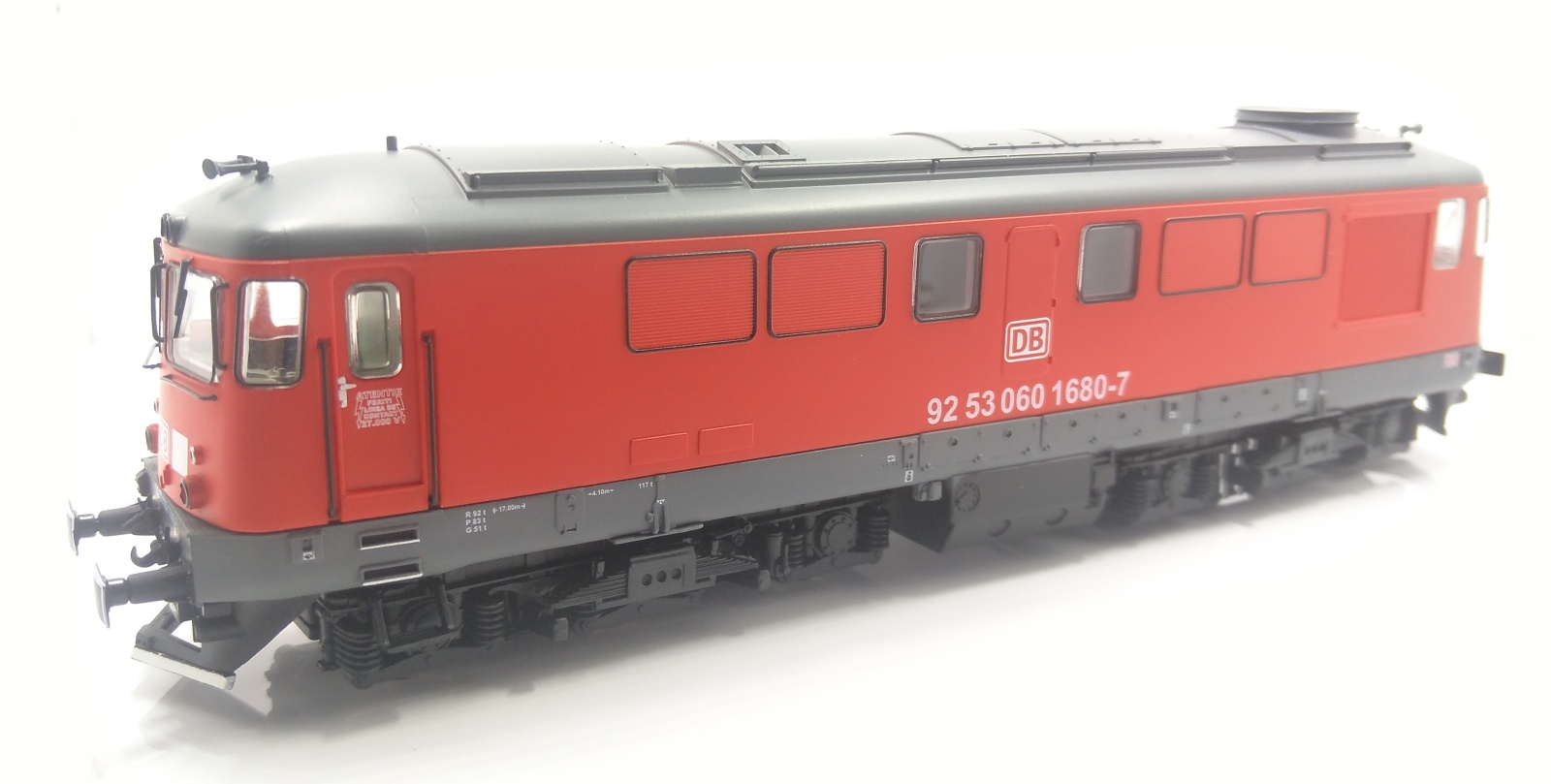 locomotiva-diesel-060-DA-DB-Schenker-Ro-albert-modell-060001-b.jpg